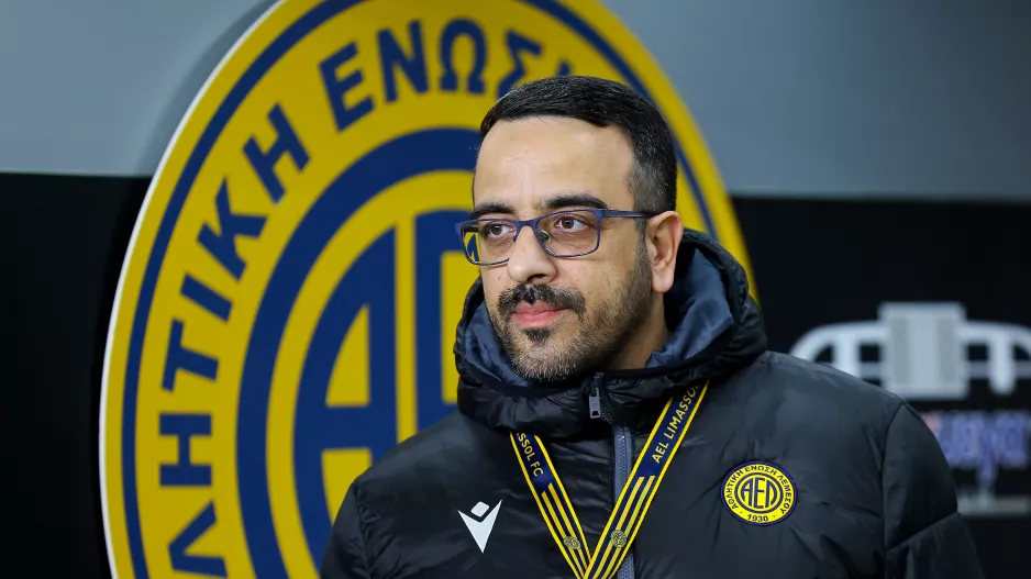 "Άλλες ομάδες κουβαλούν δεκάδες εκατομμύρια σε υποχρεώσεις/Όχι σε καφενειακού επιπέδου προσεγγίσεις"