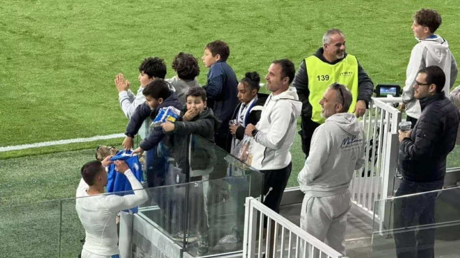 Υπογραφές... ο Σιήκκης