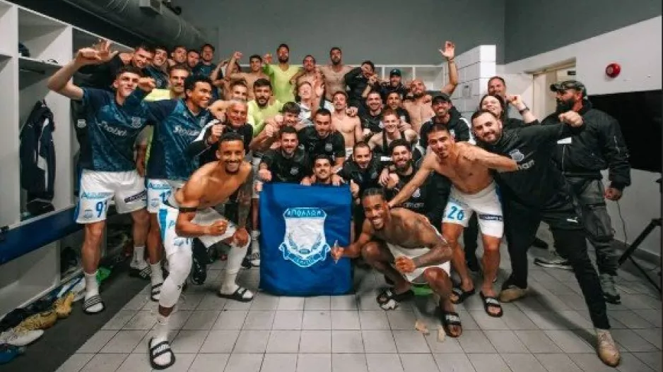 Φώτο από τα αποδυτήρια και: "Χρόνια πολλά"!