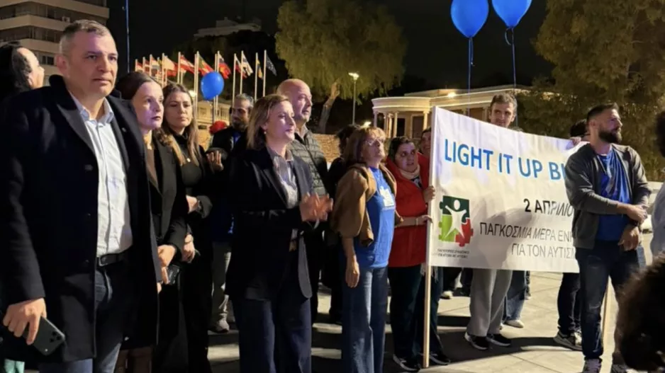 (Φώτος) Ομόνοια για την Παγκόσμια ημέρα Αυτισμού 