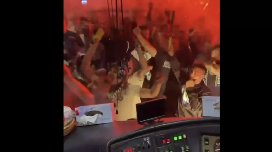 (Βίντεο) Η ΑΠΟΘΕΩΣΗ... μέσα από το λεωφορείο! 