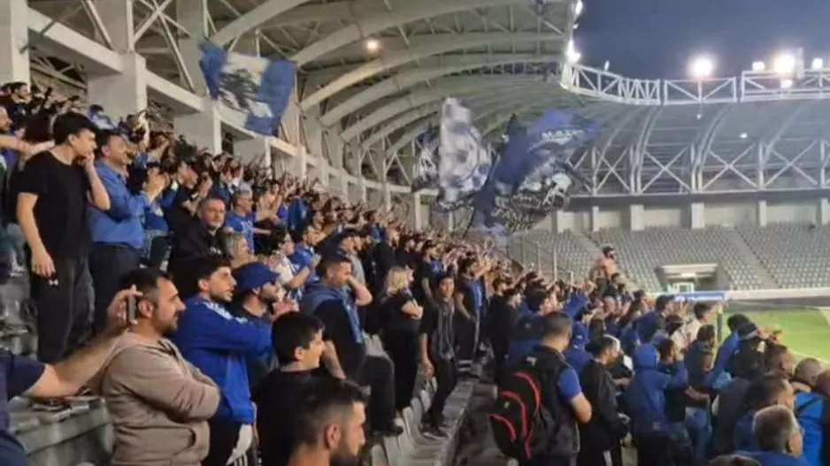 (Βίντεο kerkida) Διπλό και "γιατρέ θέλω βοήθεια" από.... ΜΕΣΑ!