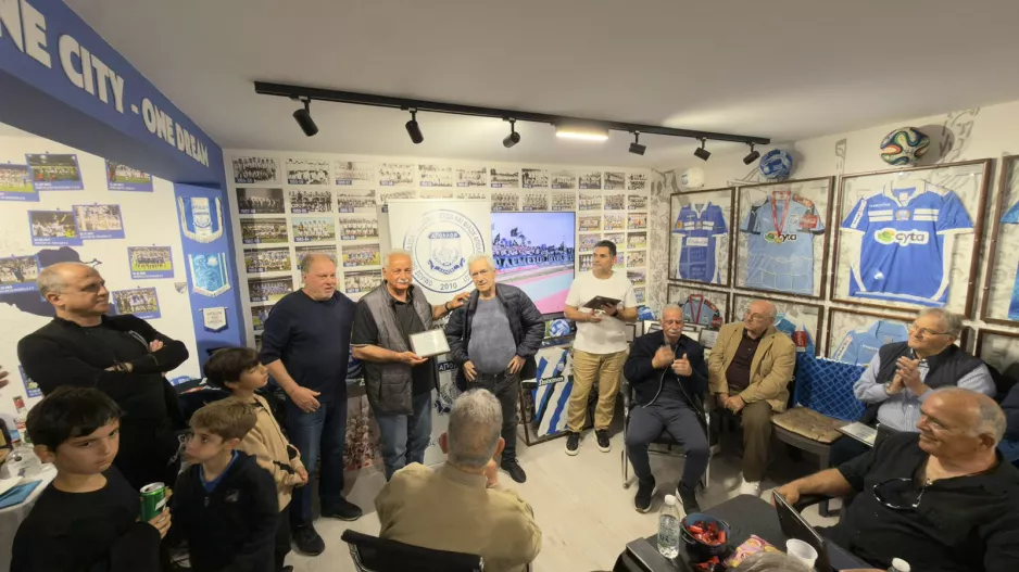 Ξεχωριστή βραδιά...Απόλλων (Φώτος)