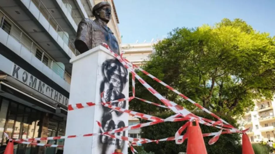 Άγνωστοι βανδάλισαν την προτομή του Γιώργου Λυγγερίδη στη Θεσσαλονίκη