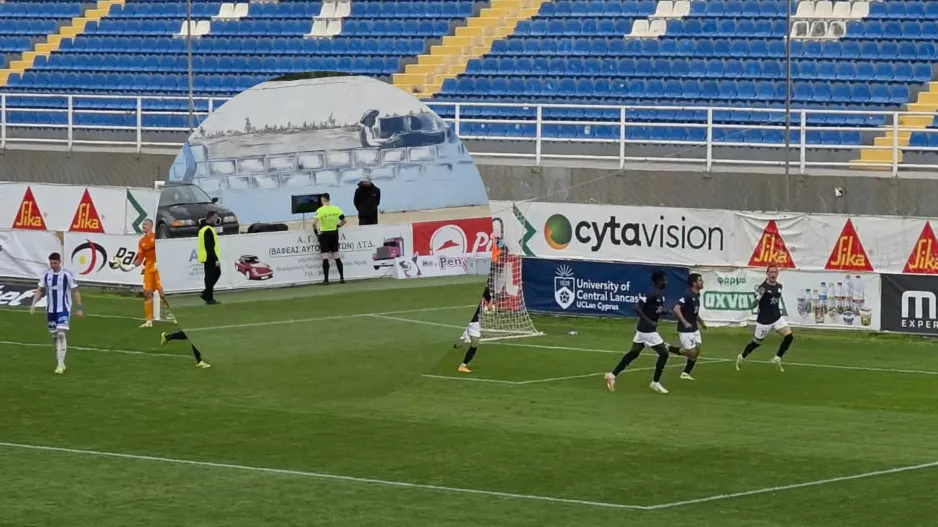 VAR, πέναλτι και... γκολ με Γιούση