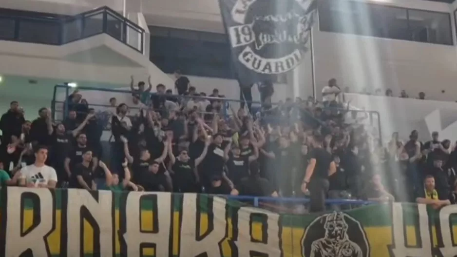 (Βίντεο kerkida) Ατμόσφαιρα από τους ΑΕΚτζήδες