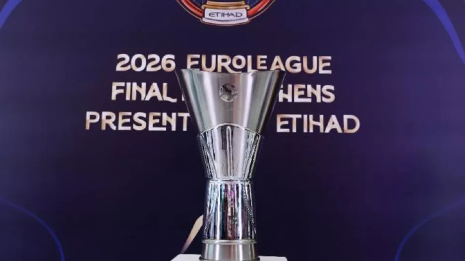 Η μεγάλη ώρα: Ολυμπιακός και Ρεάλ Μαδρίτης τα δίνουν όλα για το τρόπαιο