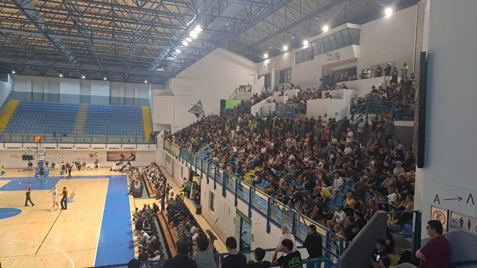 (Βίντεο Kerkida) "Το τρόπαιο να πάρουμε, να κάψουμε τη Λάρνακα" 
