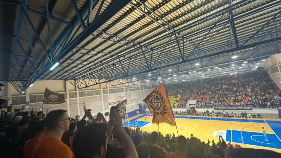 (ΒΙΝΤΕΟ Kerkida) Ατμόσφαιρα...οι ΑΠΟΕΛίστες