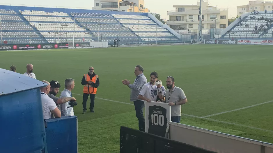(ΒINTEO Kerkida/Φώτος) Τίμησε Χρυσοστόμου η Ανόρθωση για τις 100 συμμετοχές