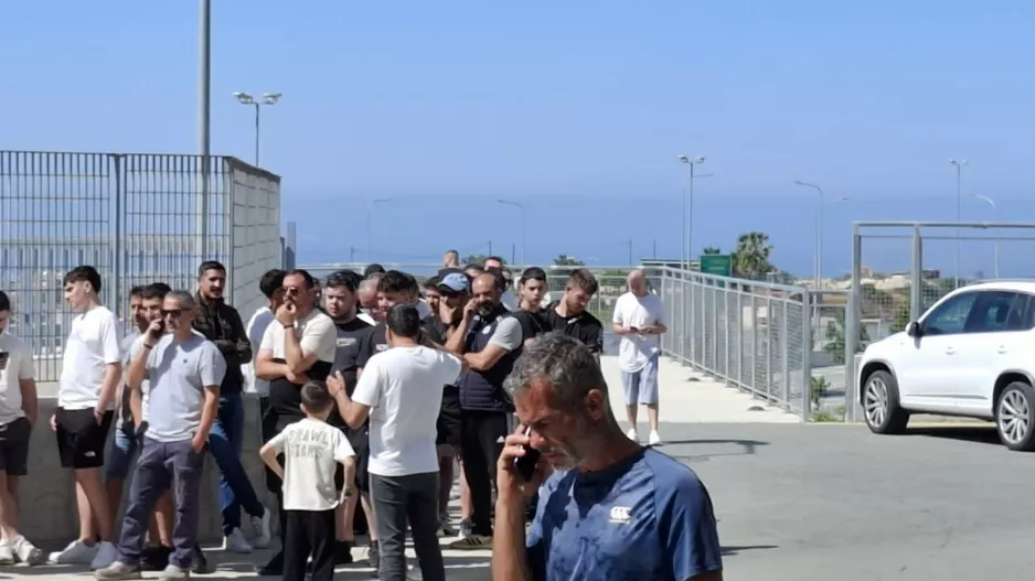 Δεν πρόλαβαν...