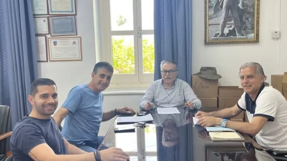 Λυσιώτικη... συνάντηση