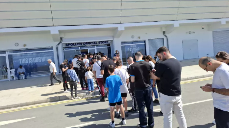 SOLD OUT ο Απόλλωνας