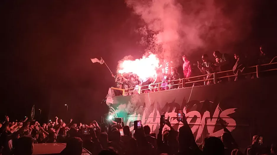 (ΒΙΝΤΕΟ Kerkida) Κόσμος και ομάδα... ΕΝΑ πριν την αναχώρηση από ΓΣΠ!