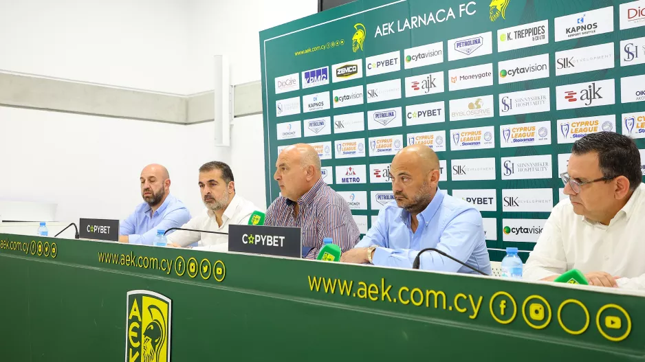 Πόλεμος/ΑΕΚ