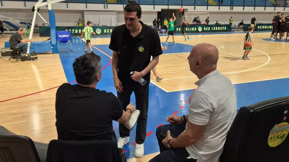 Παλάλας με Γιανναρά και Τρισόκκα