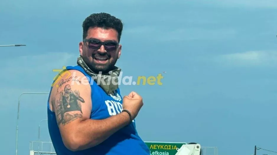 Πόζα με tattoo... Ζάιρο! 
