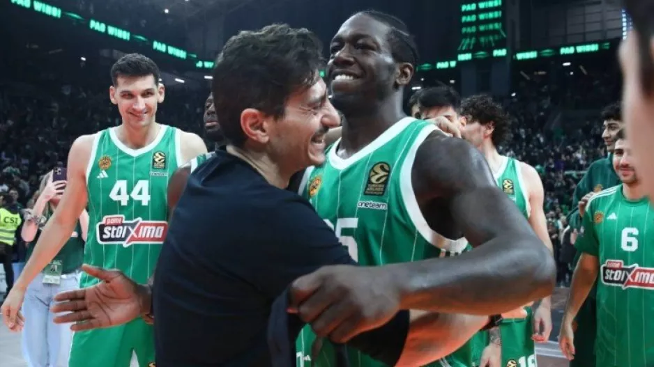 Πέγκυ Ζήνα: «Ο Δημήτρης Γιαννακόπουλος επανέφερε το "Πουθενά" με τον Ναν»