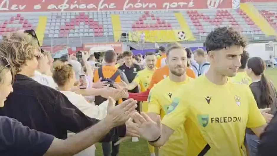 (Βίντεο kerkida) Αποθέωση με... αψίδα!