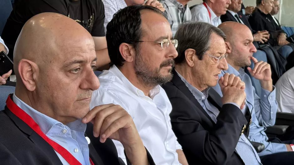 Nίκος-Nίκαρος 2-0!