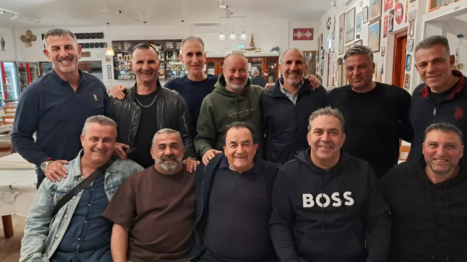 Συγκίνησε ο Καβάζης... "Με θυμήθηκαν οι ποδοσφαιριστές μου της Εθνικής Ελπίδων"