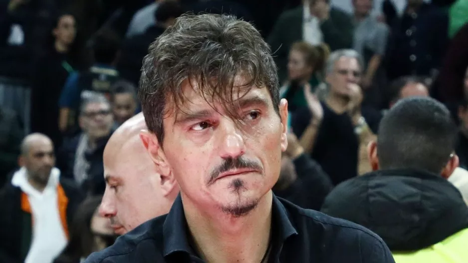 Γιαννακόπουλος: «Αν ήθελα θα ήμουν στο γήπεδο, δε θα κρυβόμουν πίσω από μάσκες»