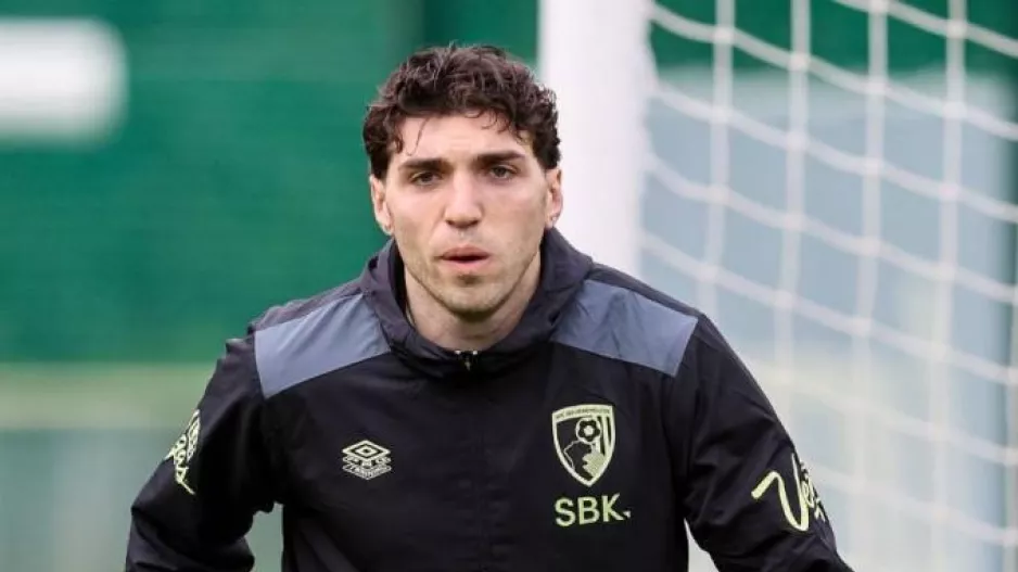 «Αγγίζει» το όνειρο της Premier League ο Μανδάς, ωφελημένος ο ΟΦΗ