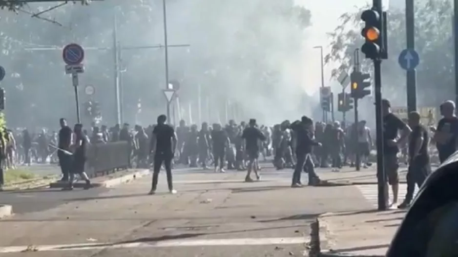 Άγρια επεισόδια, σε κρίσιμη κατάσταση οπαδός