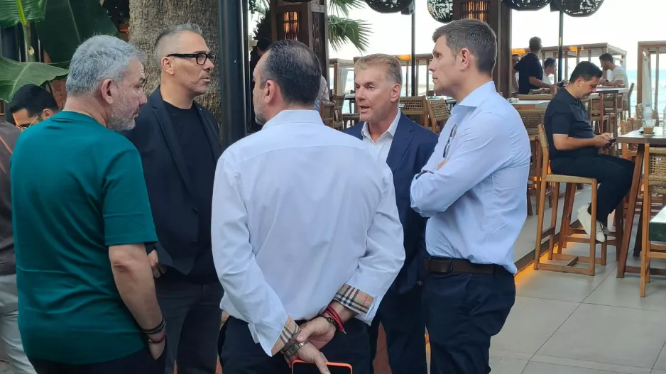 Τα...είπαν με Παπασταύρου
