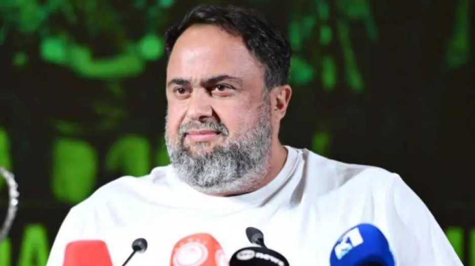 Μαρινάκης: «Για μένα ο Ολυμπιακός είναι ένας» - Το συμβολικό σκουφάκι 