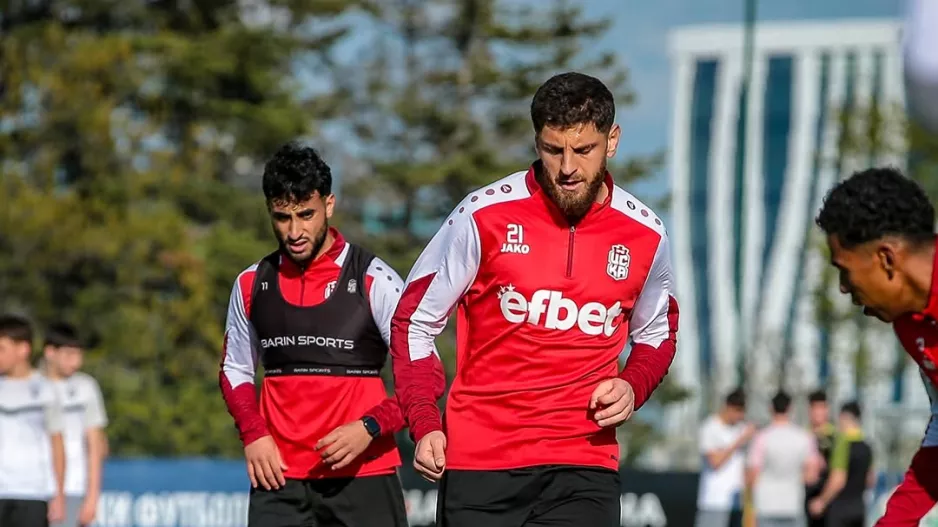 Lasha Dvali/AEK
