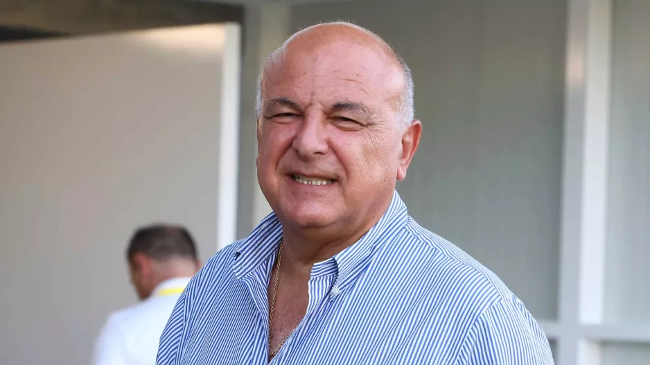 Κίνα/Καραπατάκης (ΑΕΚ)