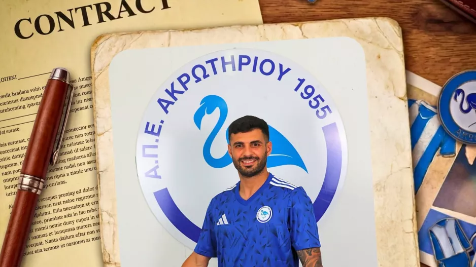 Aνανέωσε ο Λούβαρης