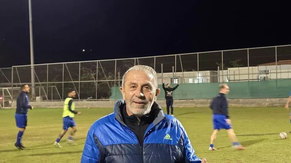 Ανανέωσε με Ερμογένους