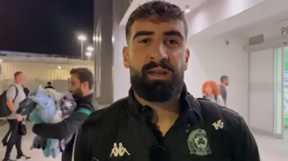 Ανανέωσε με Μαυραντώνη