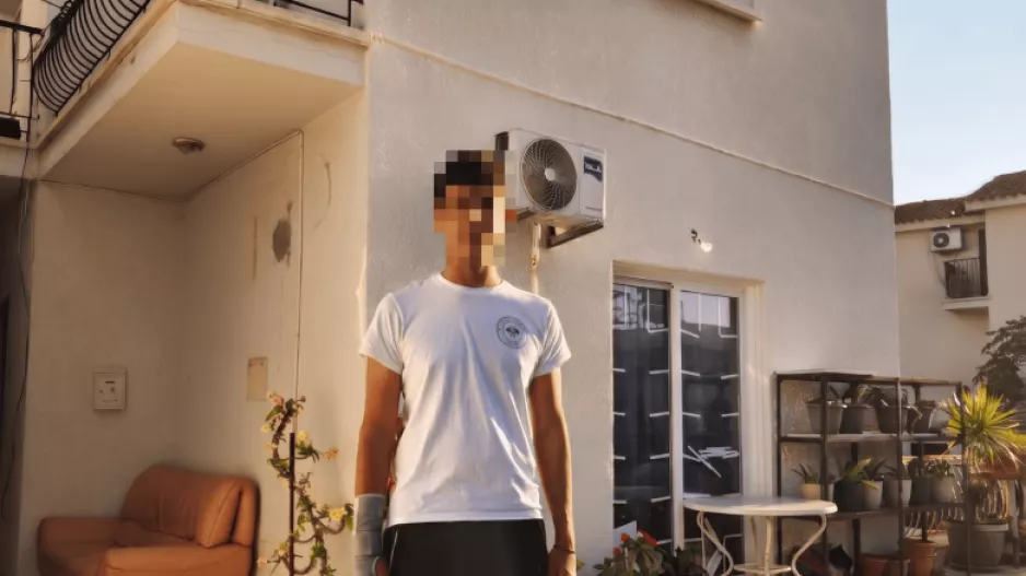 Ο 17χρονος από την Ορμήδεια που τον καλούν να υπηρετήσει, αλλά του αρνούνται την ιθαγένεια
