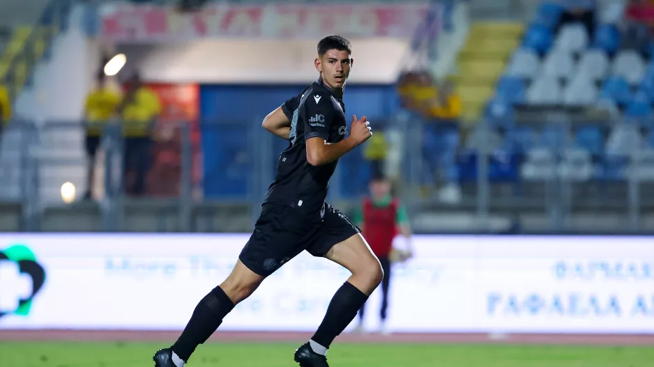 Catakovic, Γκομίς και ένα new entry για την ΑΕΛ
