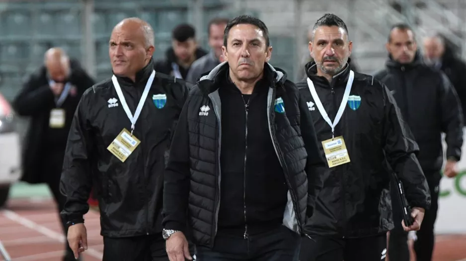 (ΝΕΟ) Το τιμ του Παπαδόπουλου στο ΑΠΟΕΛ 