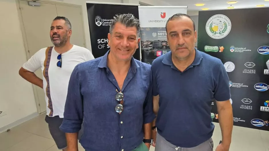Δεκαετίες... στα γήπεδα