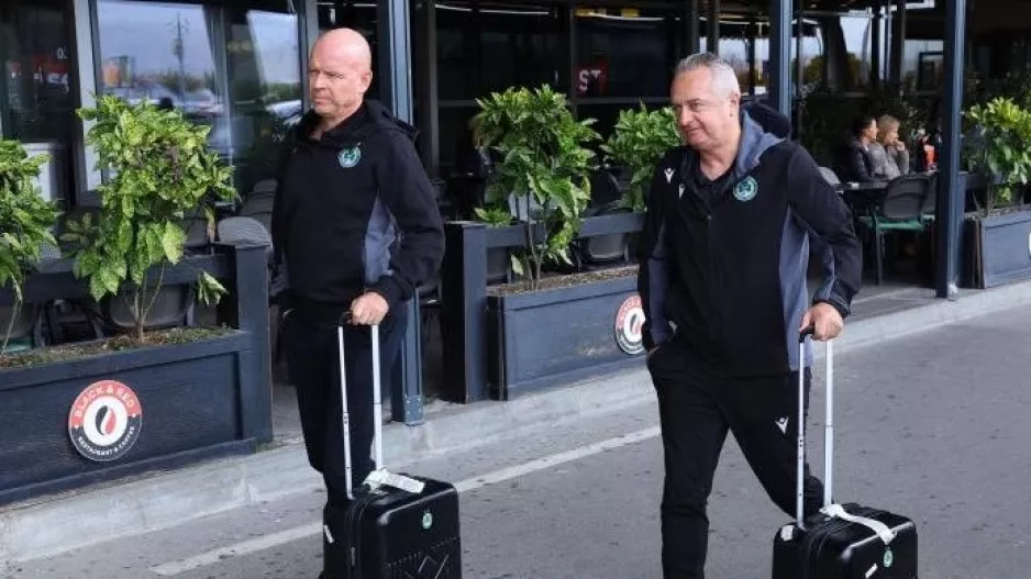 Εντός και... εκτός