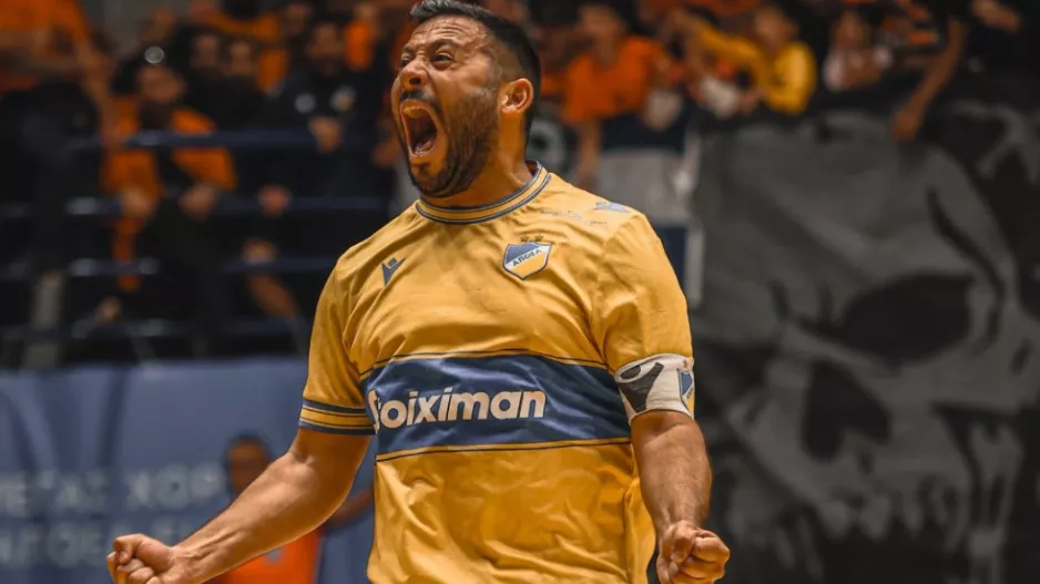 Ανανέωσε με τον MVP!