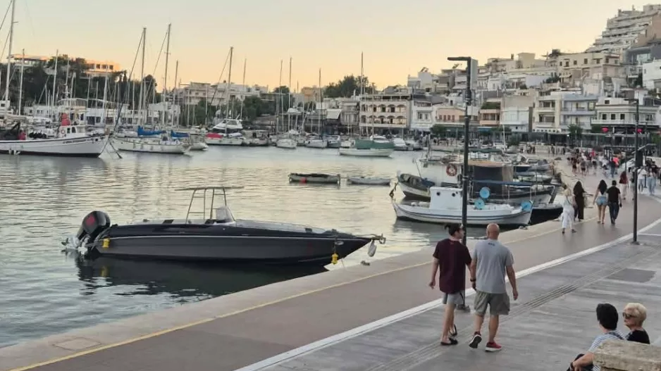Κάτι... ψήνεται