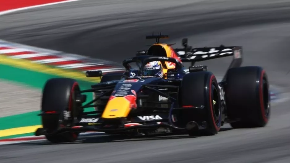 Red Bull κατά FIA: «Κανένα στοιχείο πως έχουμε τον καλύτερο κινητήρα»