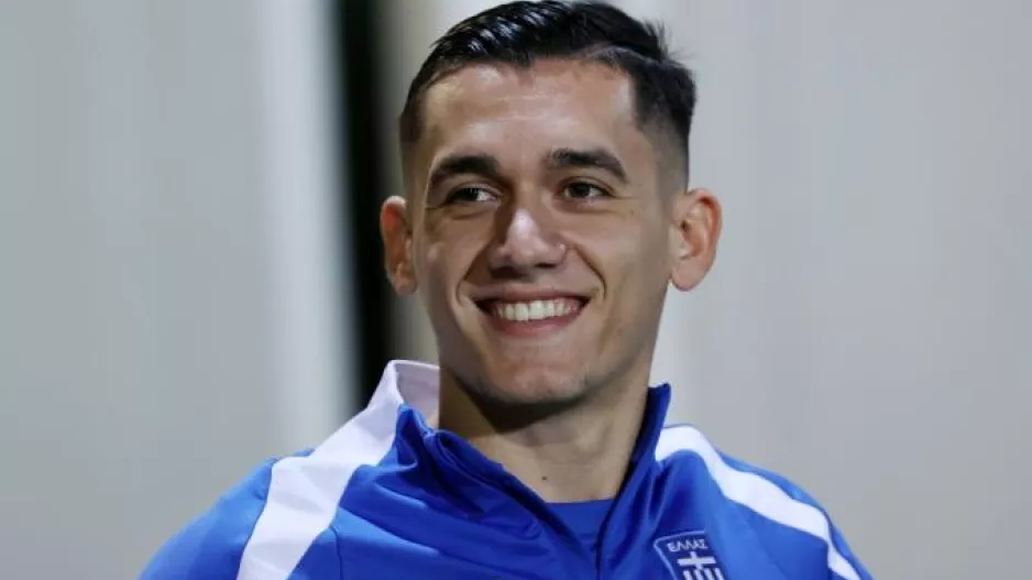 A Bola: «Ο ΟΦΗ θέλει δανεικό τον Αλεξανδρόπουλο από την Σπόρτινγκ»