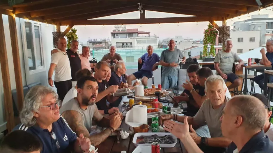 Όμορφη βραδιά για την οικογένεια του Απόλλωνα (Φώτος)