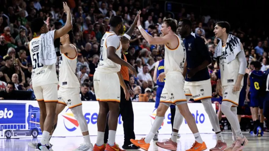 Εμφατική απάντηση της Μούρθια στο Palau Blaugrana, στα... σχοινιά η Μπαρτσελόνα!