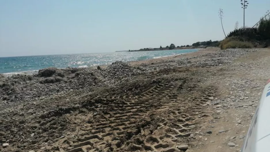 Εντοπίστηκε πτώμα άνδρα σε παραλία στο Κίτι