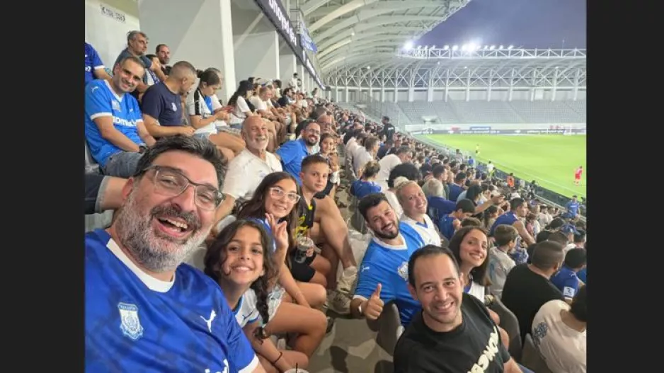 Μεγάλη παρέα/Απόλλων