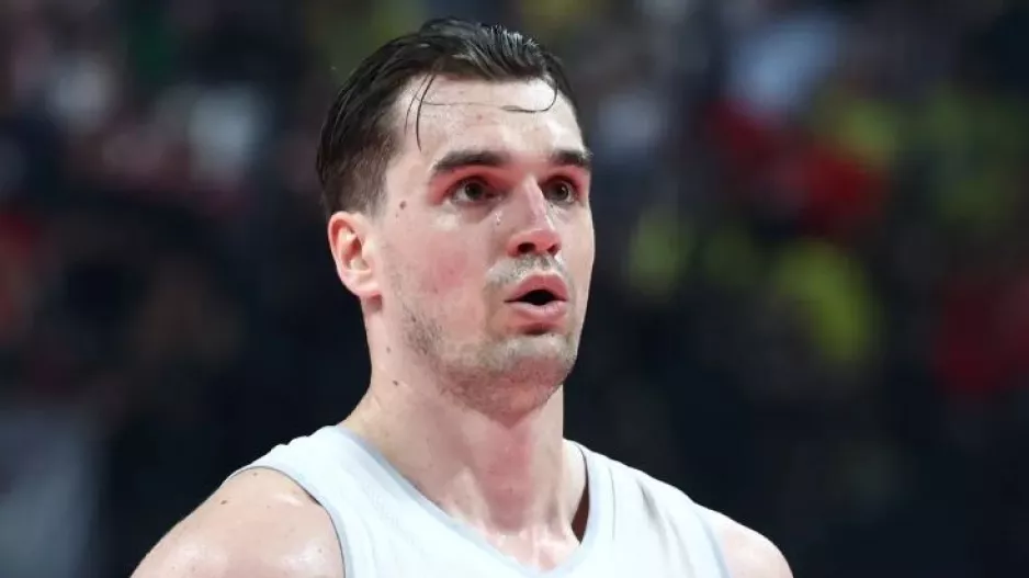 Τρελό σενάριο για Χεζόνια!