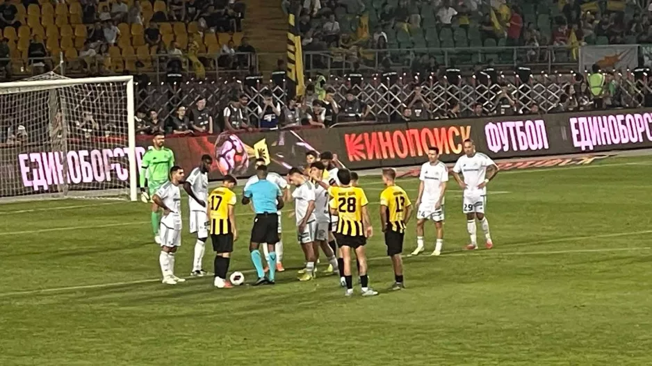 Κι άλλη αποβολή για την Ομόνοια, με 9 παίκτες!